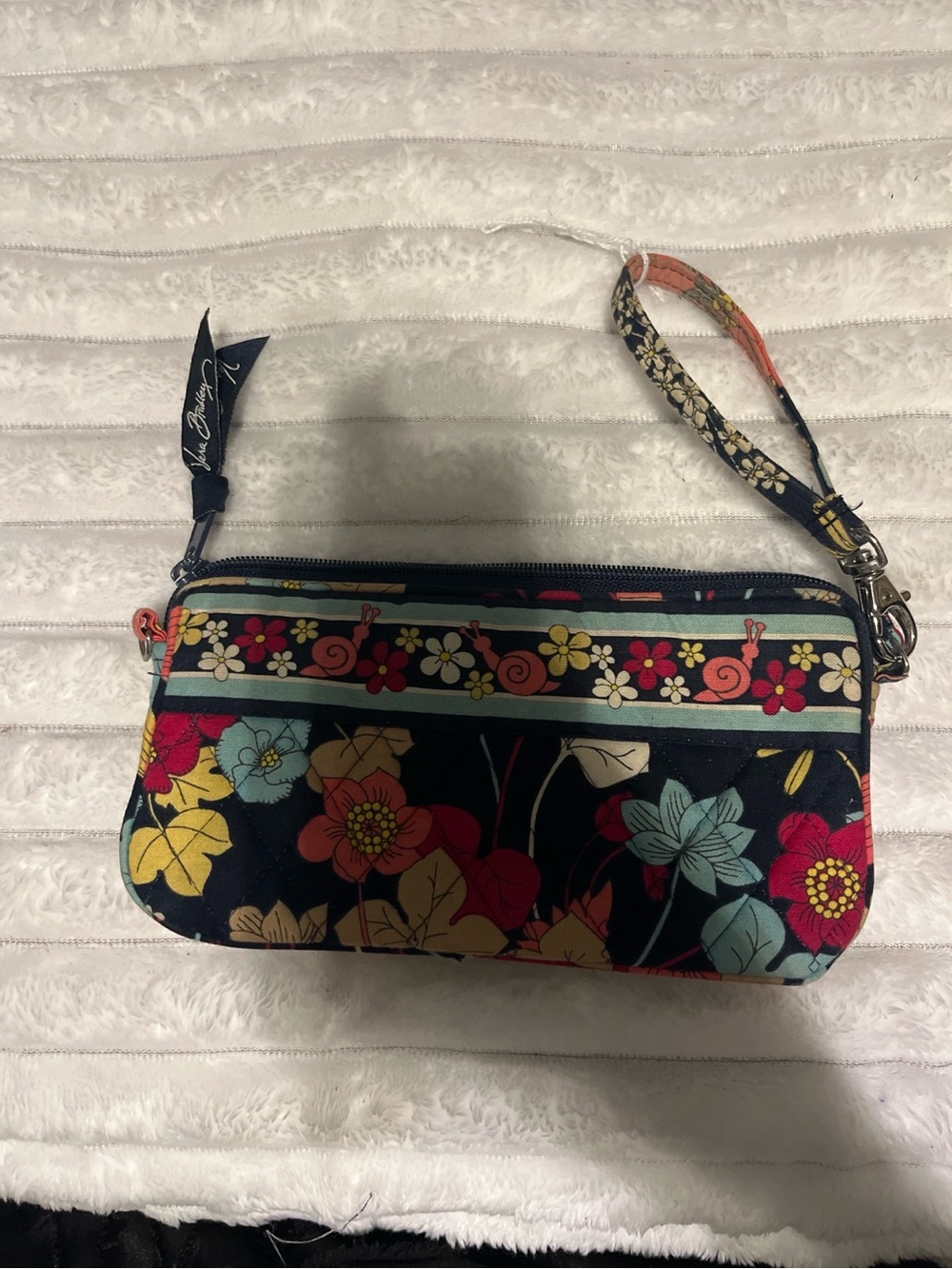 Floral Vera Bradley Wristlet Wallet / Clutch Pouch – NWT